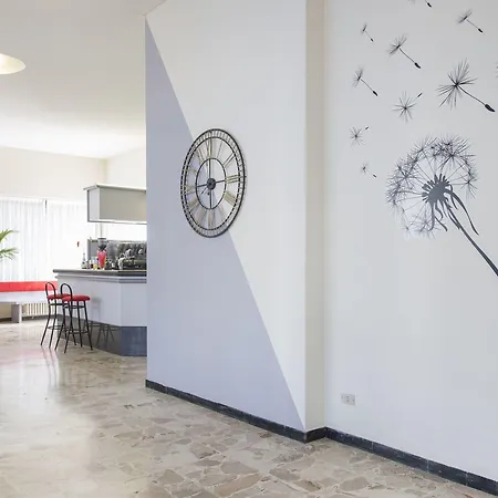 Aries Hotel