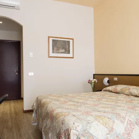 Aries Hotel