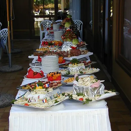 Hotel Aries