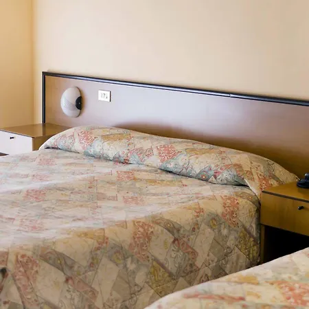 Hotel Aries 3*